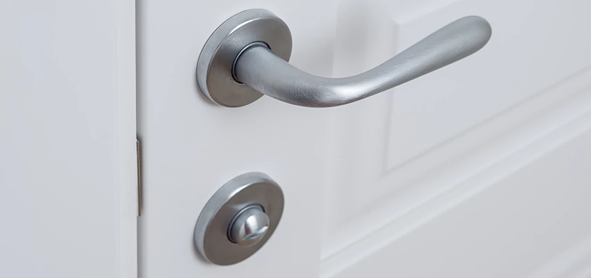 Single-Occupancy Restroom Locks Repair in West Rancho Dominguez, California