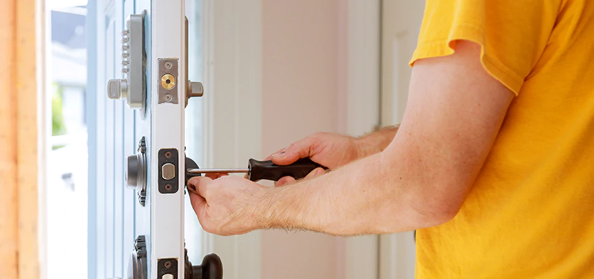 Eviction Locksmith For Key Fob Replacement Services in West Rancho Dominguez, CA